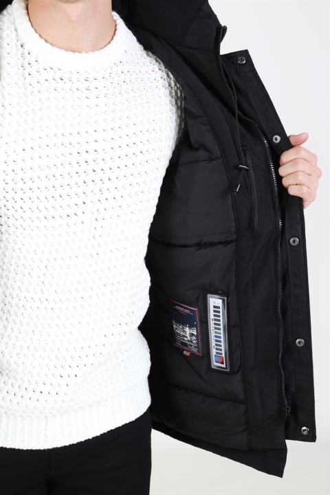 Kronstadt Knud Veste Black