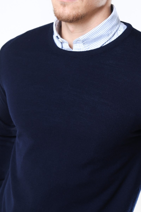 Clean Cut Copenhagen Merino Wool Crew Tricot Navy