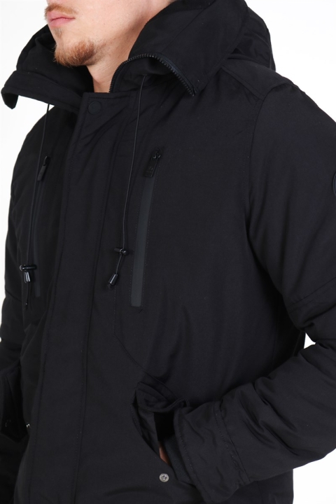 Kronstadt Knud Veste Black