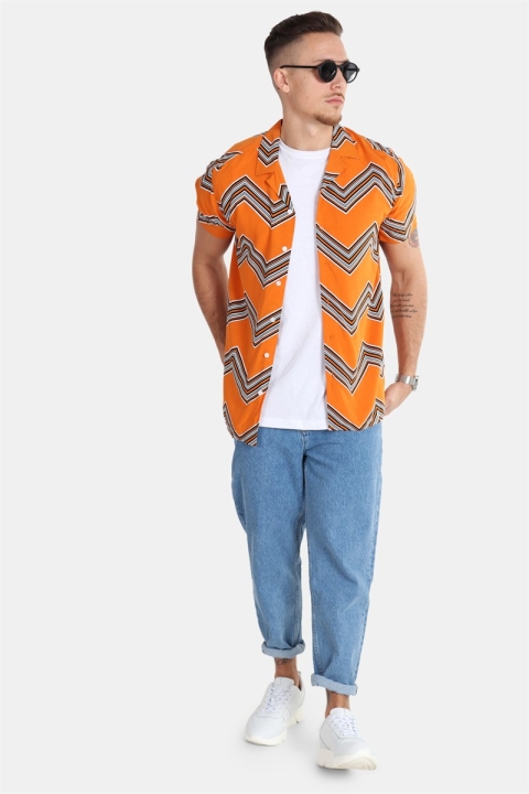 Redefined Rebel Jonathan Chemises Trend Hawaiian Sunset