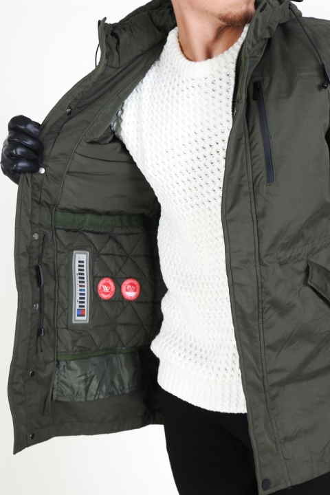 Kronstadt Arnold Veste Army