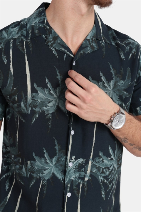 Redefined Rebel Robert Chemises Black Palm