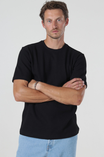 Tobie Regular SS Tee Black